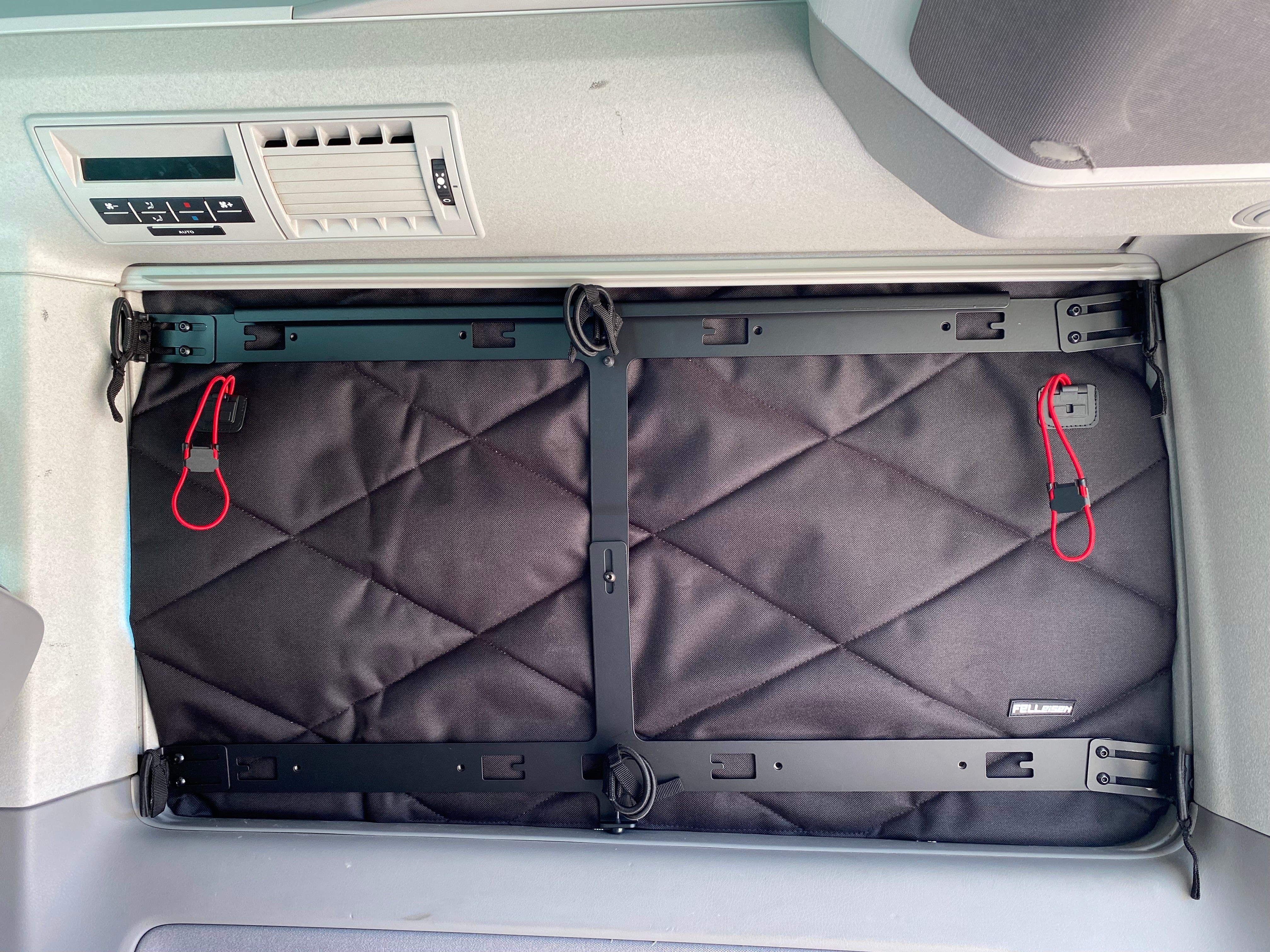 4er-Taschenset VWCalifornia Beach (2xTräger, 4x BasicONE)inkl. Thermomatten in schwarz